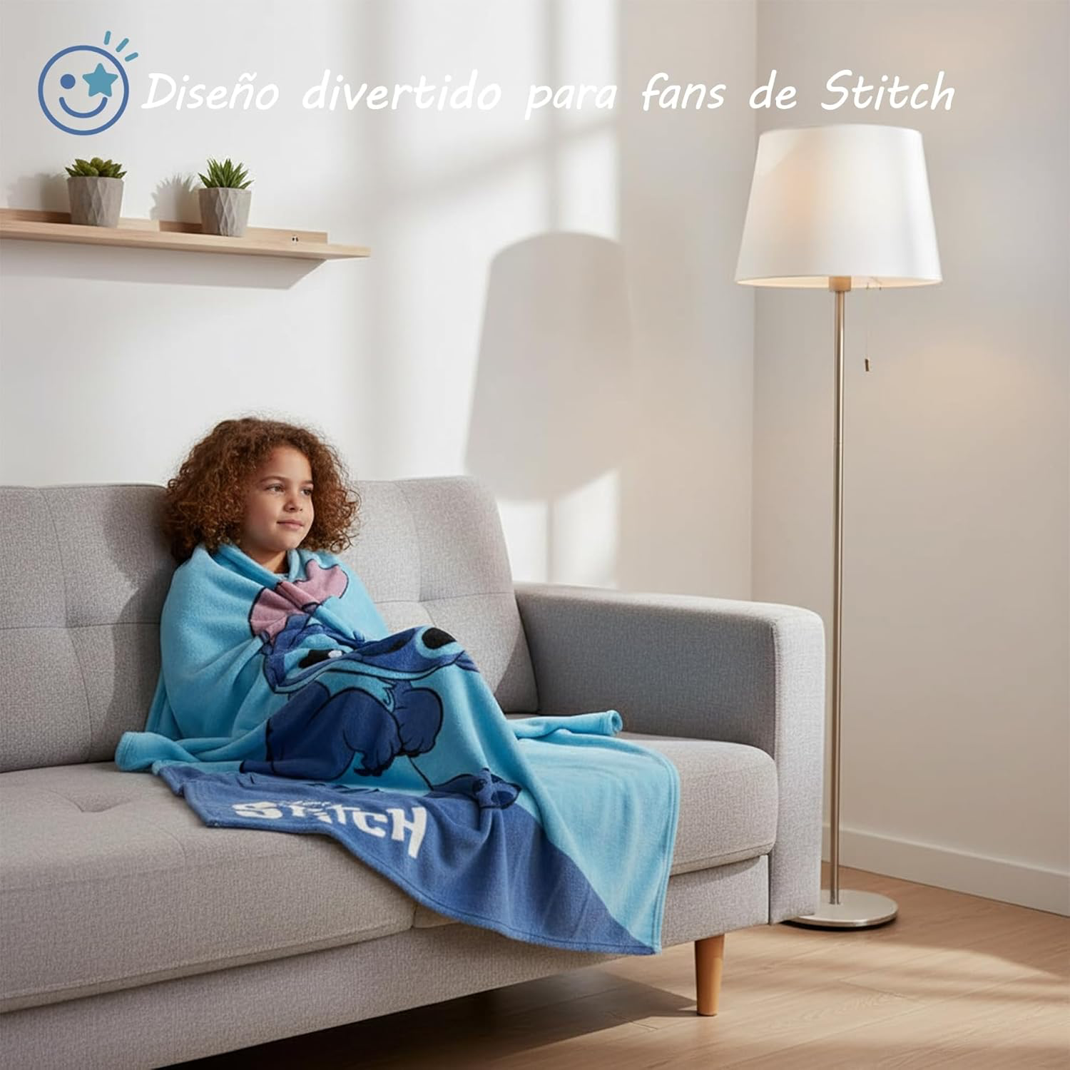 Couverture Stitch pour Enfants 160 x 130 cm - Couverture Douce et légère pour garçons et Filles, Chaude, agréable et très Confortable au Toucher, idéale pour Le lit ou Le canapé