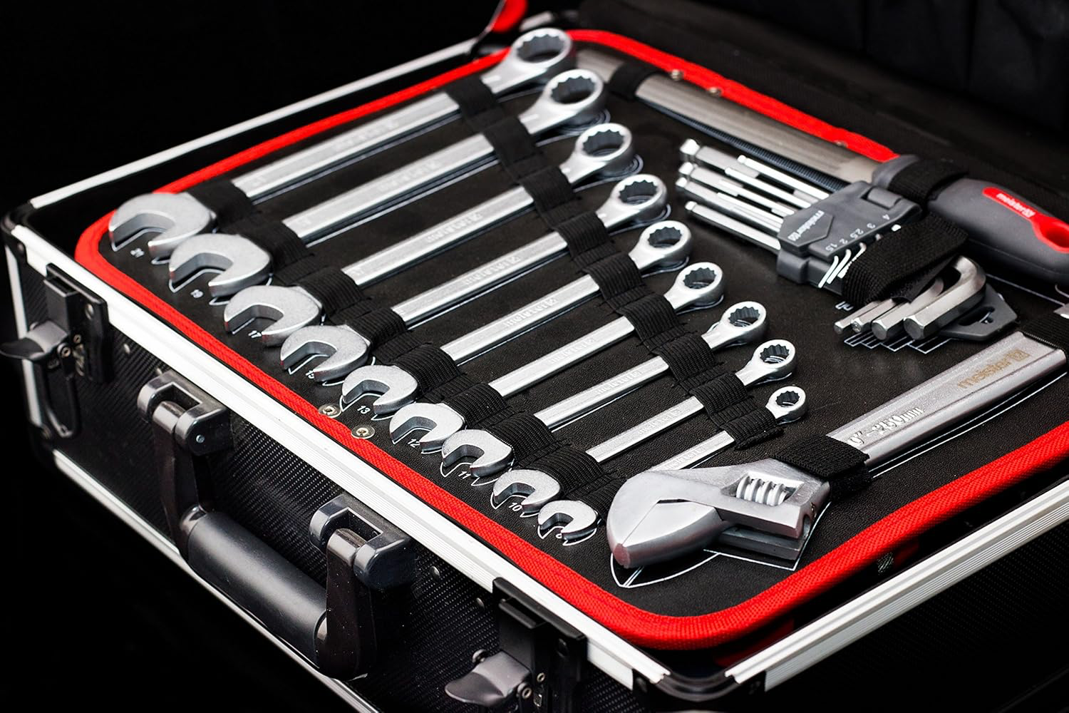 Meister Chariot à outils 156 pièces - Ensemble d'outils - Avec roulettes - Poignée télescopique / Mallette à outils professionnelle remplie / Boîte à outils roulante